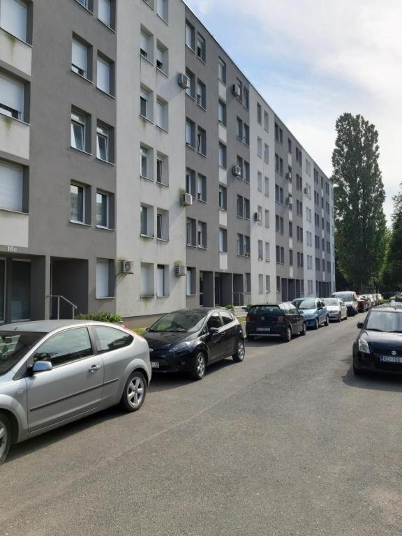 Apartman Mirek Apartment Varaždin Екстериор снимка